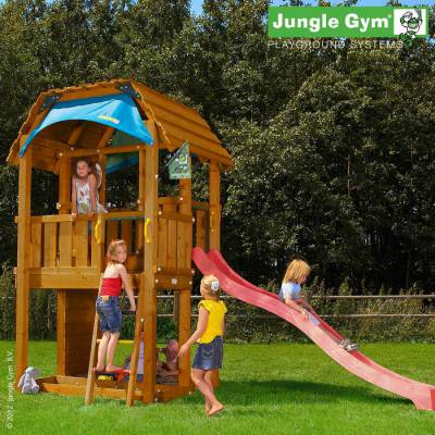 Детский городок Jungle Gym Barn Детский городок Jungle Gym Barn представляет собой двухуровневую башню для лазанья, дизайн крыши которой уникален: он сочетает в себе двускатный деревянный навес с плоским верхом и козырек из виниловой тентовой ткани, которая защищает жителей домика даже от косого дождя.
Длина горки - 3 метра.
Размеры с горкой (ДхШхВ): 401 х 208 х 322 см.
Допустимое количество детей - 10.
