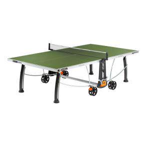 Всепогодный теннисный стол Cornilleau Sport 300 S Crossover Outdoor (зеленый) Отличный стол на все времена года, обрадует не только любителей но и профессионалов!
Складная конструкция, сложив одну половину, Вы можете тренироваться самостоятельно.
Игровая поверхность: меламиновый полимерный композит 5 мм.
Ширина канта (отбортовки): 50 мм.
Держатели для хранения 4-х ракеток.
Два держателя для 6-и мячей в середине стола.
